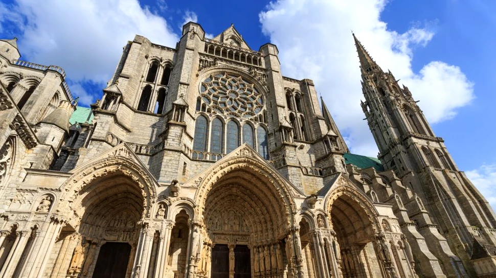 Stilul gotic, curentul arhitectural conceput pentru a aduce lumina în viețile oamenilor