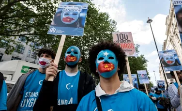 Studii genetice, retrase din două jurnale prestigioase, dezvăluie experimente cumplite pe uigurii din China