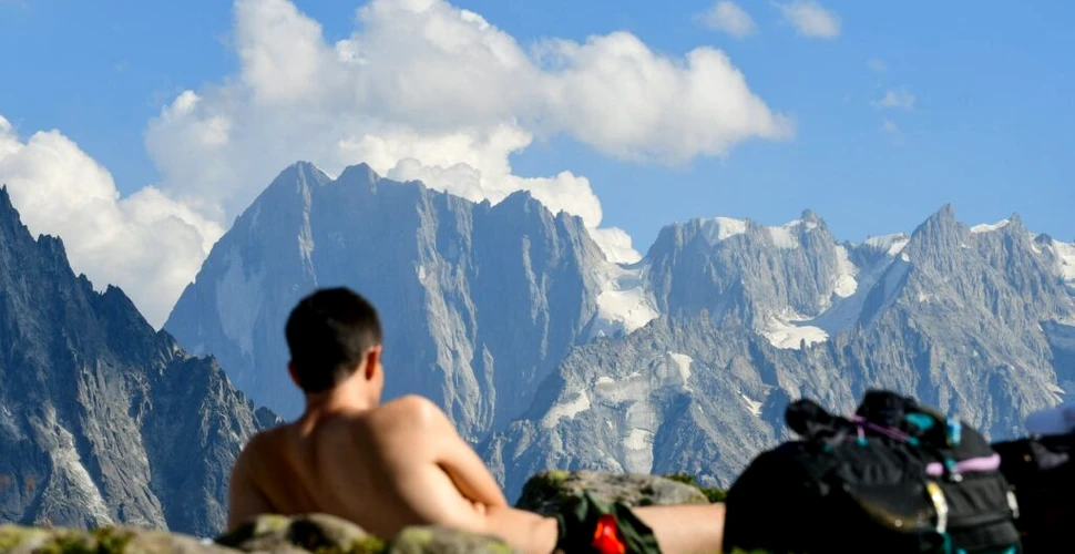 Alpiniștii de pe Mont Blanc, în pericol din cauza valului de căldură
