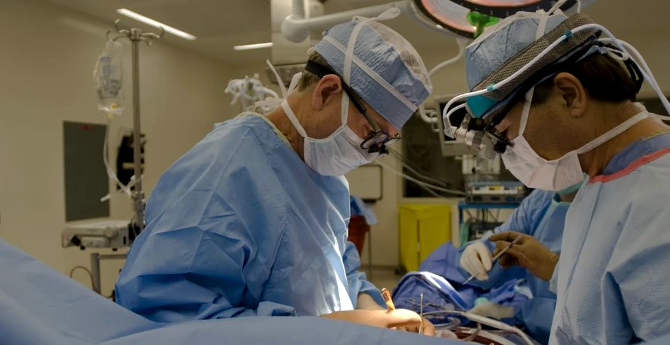 Premieră în România: Spitalul Universitar din Bucureşti a realizat o intervenţie chirurgicală în domeniul cardio-vascular
