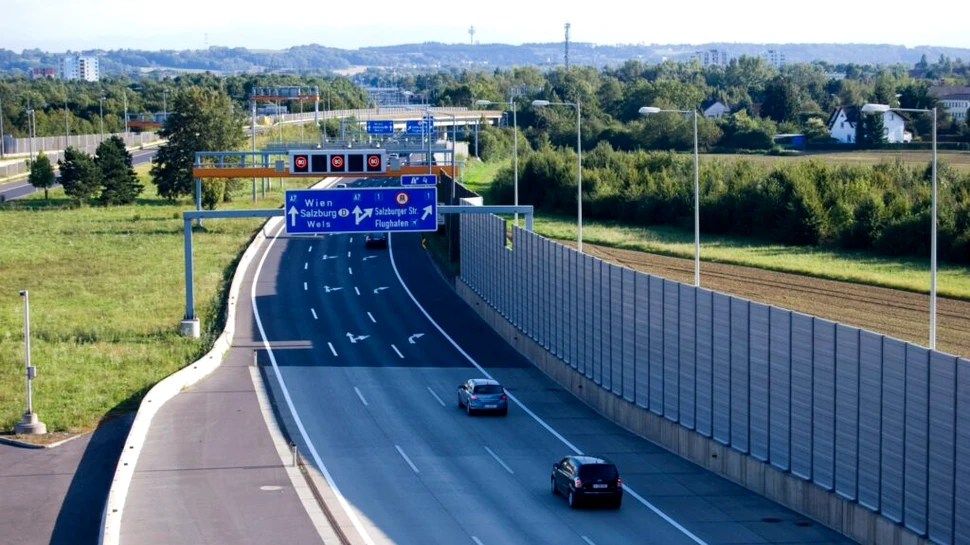 Aerul poluat de pe autostrăzi crește tensiunea arterială