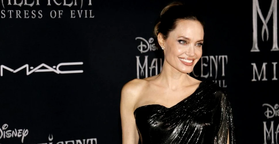 Angelina Jolie lucrează la conţinuturi pentru copii