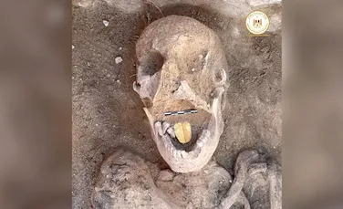 O mumie cu limbă din aur, descoperită de arheologi în Egipt. De ce ar fi fost adăugat „organul”