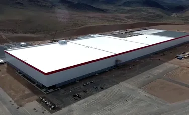 Tesla Motors a inaugurat cea mai mare fabrică din lume. Ce produse urmează să fie fabricate aici – FOTO+VIDEO