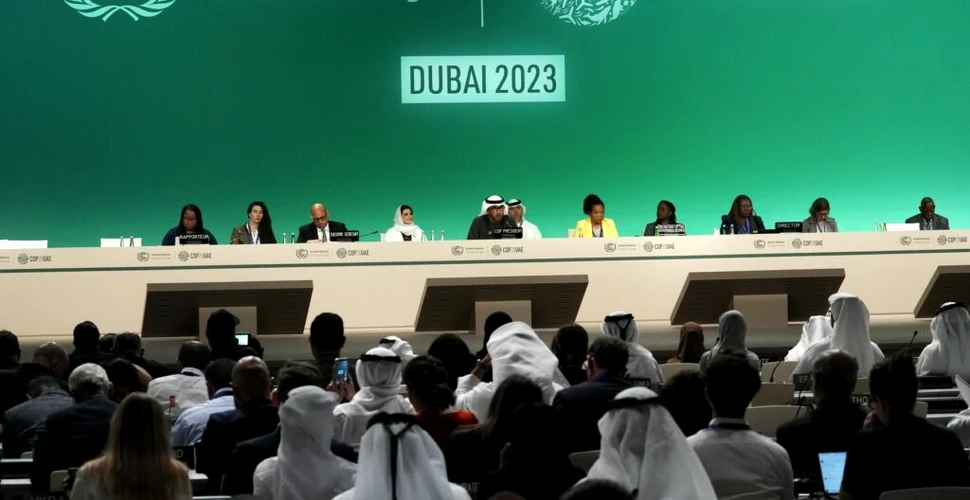 „Eliminarea treptată” a combustibililor fosili nu a fost inclusă într-un proiect de acord la COP28