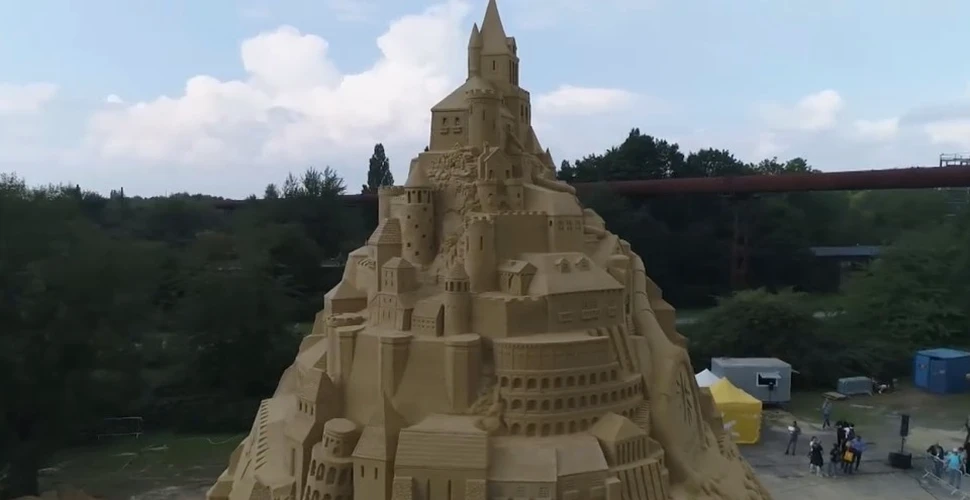 Un castel de nisip de dimensiuni impresionante a intrat în Cartea Recordurilor Guiness