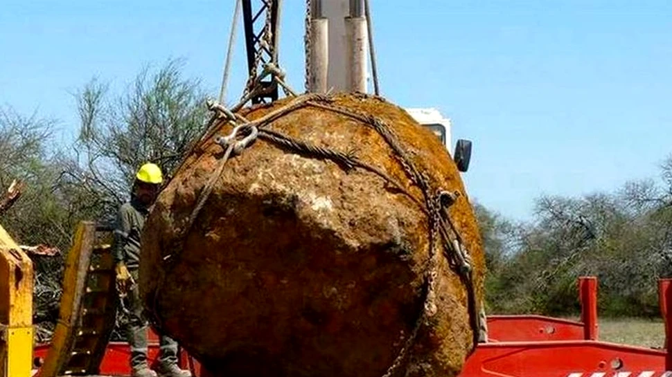 Un meteorit gigantic, al doilea cel mai mare de pe Terra, a fost descoperit în ”Grădina Raiului” – VIDEO