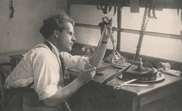 Sergei Mikhailovich Eisenstein, pionier în teoria și practica montajului de film. „Cinematograful este moștenitorul tuturor culturilor artistice”