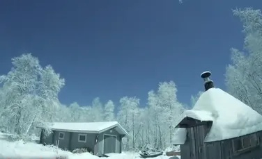 Noaptea s-a transformat în zi. Momentul incredibil în care un meteorit străbate cerul din Laponia