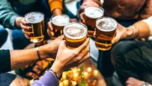 Un singur pahar de alcool pe zi crește riscul pentru 10 tipuri de cancer, avertizează un nou studiu