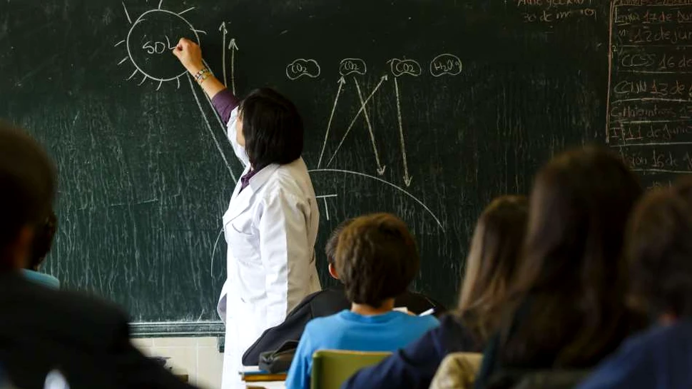 Cercetătorii au descoperit o legătură între sărăcie şi dezvoltarea creierului în copilărie