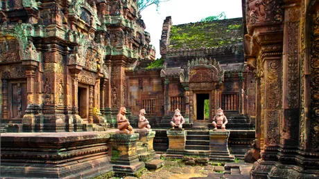 Arheologii au dezgropat un număr impresionant de artefacte din Epoca Angkor