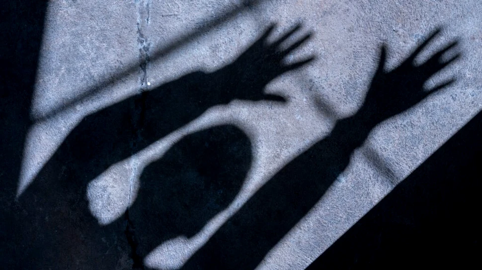 Bărbat dispărut în urmă cu 27 de ani, găsit în pivnița unui vecin