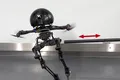Robotul LEO combină mersul și zborul într-un nou tip de locomoție