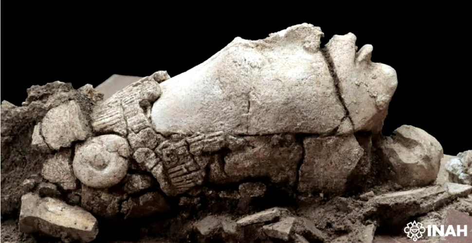 O sculptură veche a zeului mayaș al porumbului a fost dezgropată în Mexic