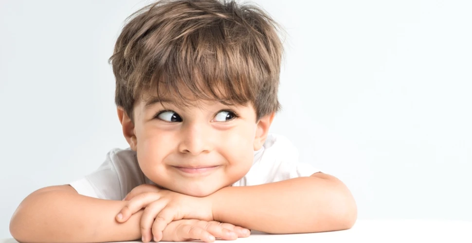 Cum să avem copii mai fericiţi: un mijloc simplu recomandat de specialişti