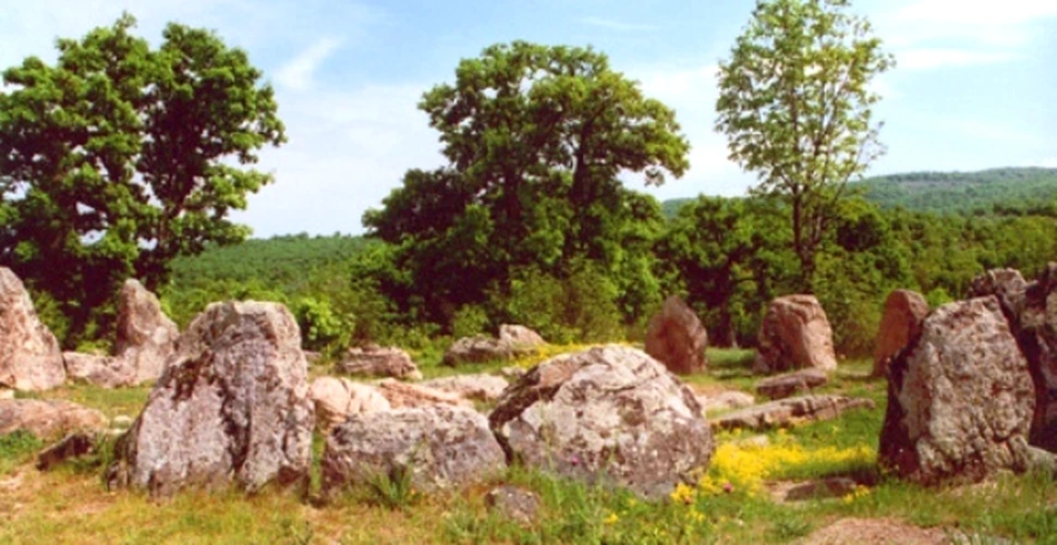 Templu vechi de 8.000 de ani descoperit in Bulgaria