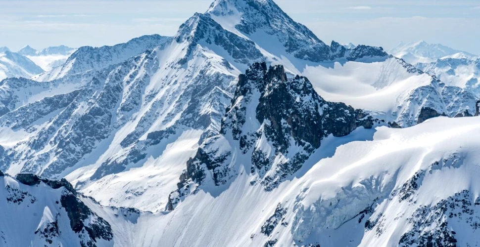 Ghețarii alpini vor pierde cel puțin o treime din volum până în anul 2050