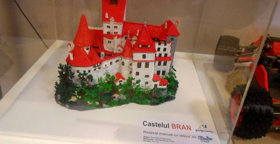 Expoziţie în premieră la Cluj: Castelul Bran, un exoschelet de dinozaur şi proteze printate în 3D