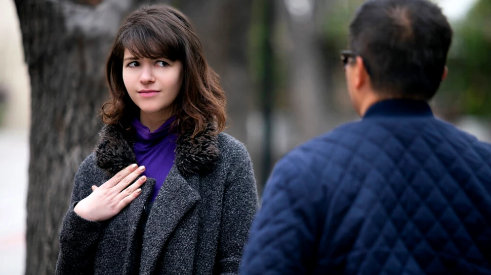 De ce am ajuns să vorbim tot mai rar cu străinii?