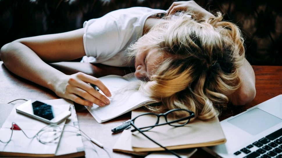 Stresul cronic din adolescență ar putea reduce fertilitatea la vârsta adultă