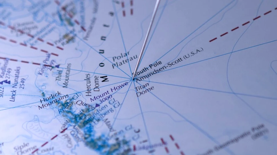 Cercetătorii din Antarctica tocmai au mutat Polul Sud