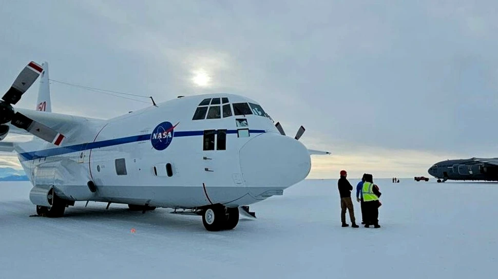Avionul NASA C-130 a efectuat primul zbor în Antarctica