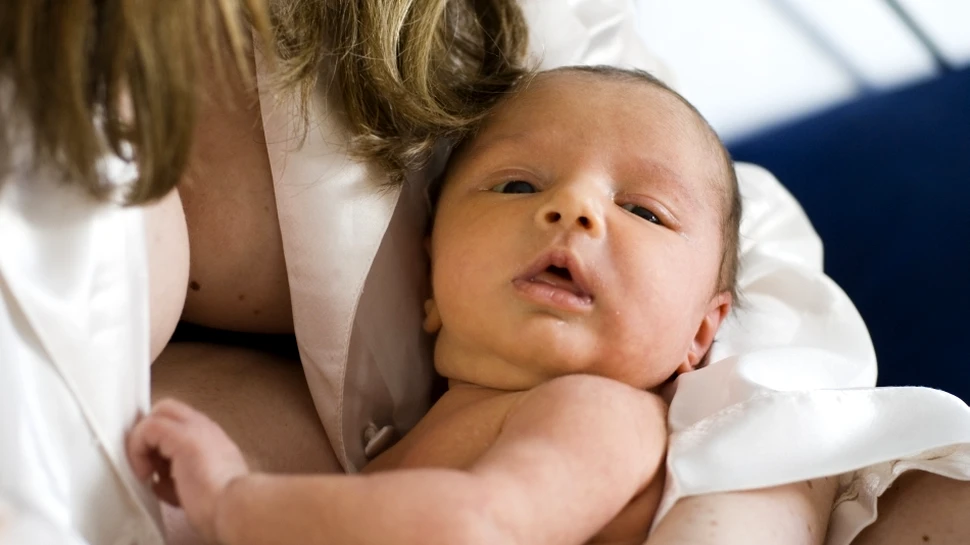 Din ce cauză tot mai mulţi copii din România fac alergii?