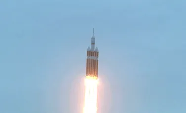 NASA a lansat cu succes capsula Orion, în cadrul unui prim zbor de testare