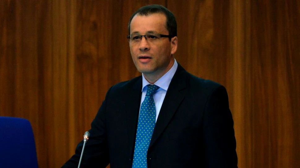 Românul care ar putea conduce Agenţia Internaţională pentru Energie Atomică