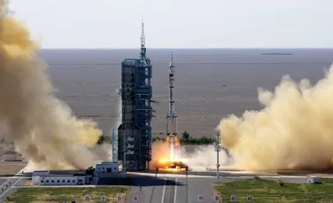 China a lansat trei astronauți în spațiu, într-o misiune crucială