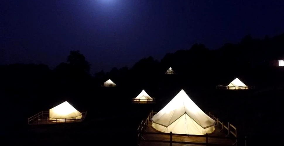 Cum arată primul camping de lux din România şi ce servicii oferă – FOTO