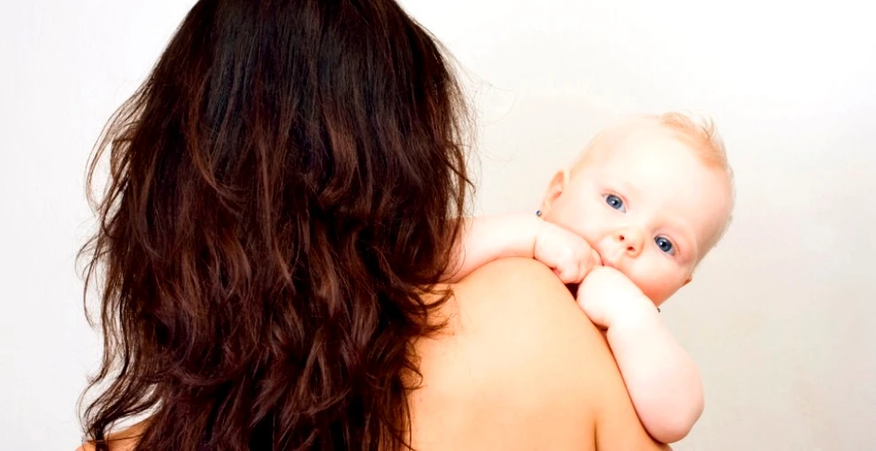 Cum să calmezi un bebeluş care plânge? Specialiştii recomandă o metodă testată ştiinţific