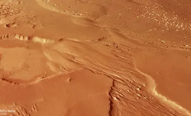 Marte are gheață cât să acopere toată planeta cu apă