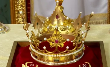 Coroana reconstituită a lui Ştefan cel Mare a fost expusă permanent în Muzeul Mănăstirii Putna