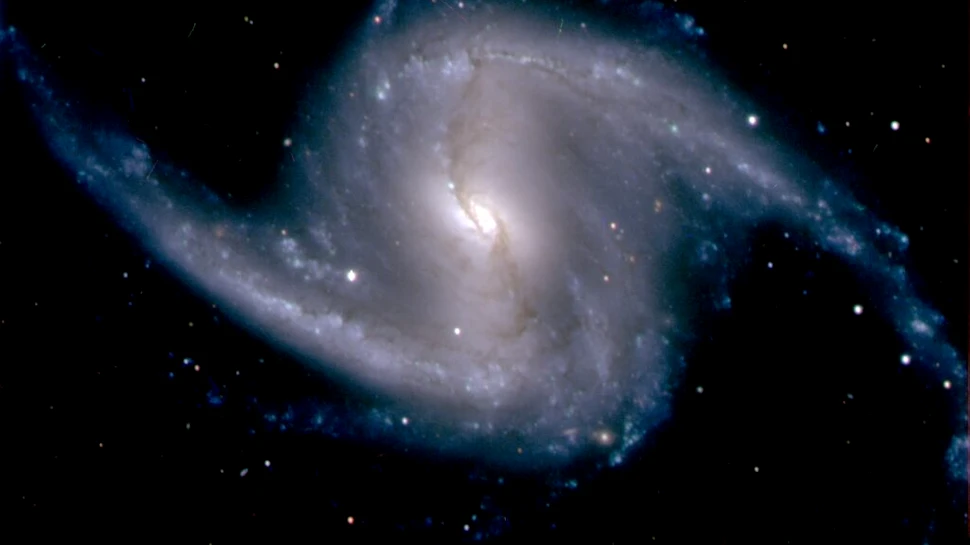 Telescopul Webb a surprins structura stelară a uneia dintre cele mai vechi galaxii din Univers