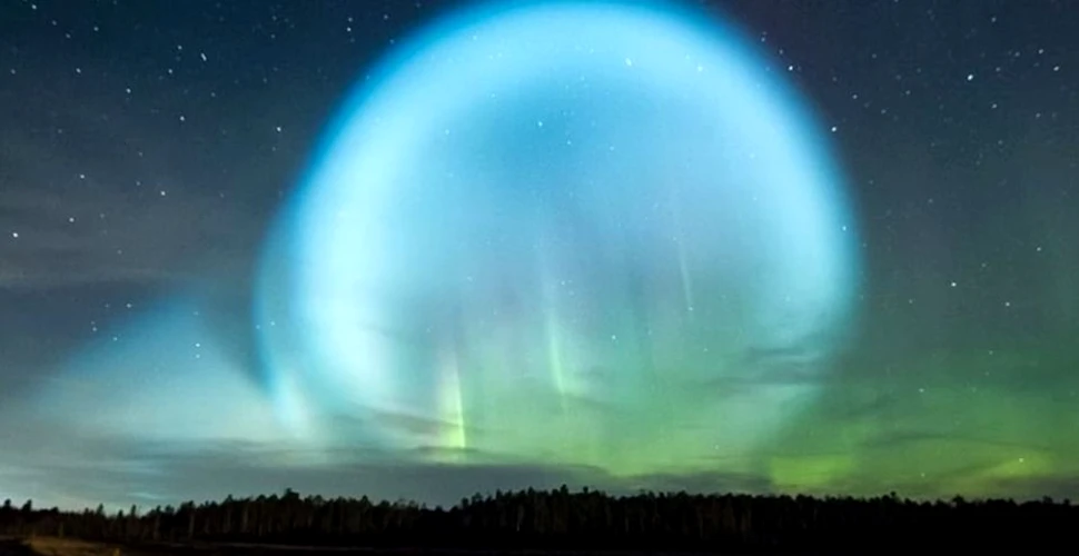 Un glob luminos straniu a fost vizibil pe cerul din nordul Siberiei în urma testării rachetelor balistice ruseşti