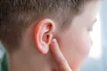 Oamenii care nu simt durerea. Boala rară care i-a ajutat pe cercetători să înțeleagă suferința