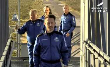 VIDEO Zborul Blue Origin al lui William Shatner, un succes. Ce a spus actorul după ce s-a întors pe Pământ?