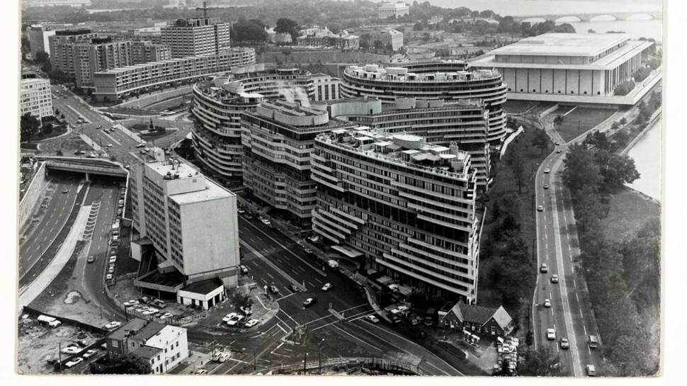 Controversele din spatele afacerii Watergate