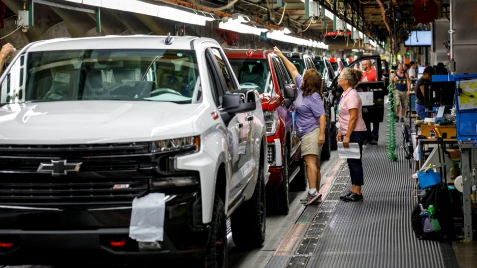 General Motors a stabilit de când nu va mai vinde mașini cu ardere internă