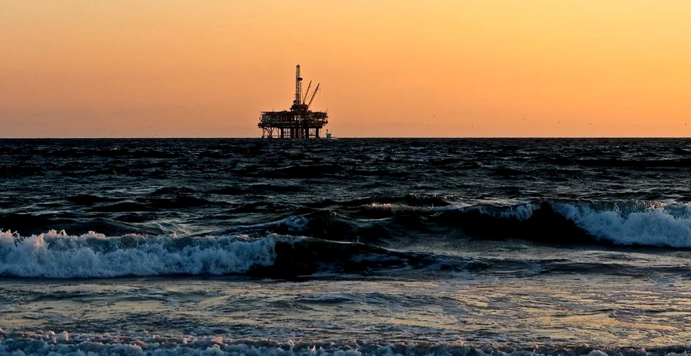 O platformă de petrol care fora în Marea Nordului, oprită de Greenpeace
