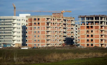 Risc major de insolvenţă pentru peste 70% dintre dezvoltatorii imobiliari din România