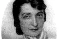 Hortensia Papadat-Bengescu, tânăra educată la pension care a îngrijit mai apoi în gară soldaţii răniţi. Ulterior a devenit una dintre cele mai mari scriitoare