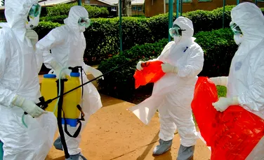 Medicii vor să colaboreze cu vracii pentru a limita răspândirea virusului Ebola în Africa